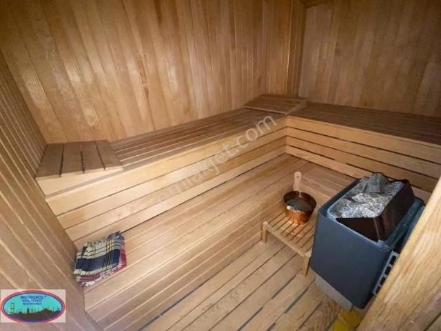 Şişli Mecidiyeköy Fulya Ortaklar Cad. Üzerinde 300m2 Dubleks