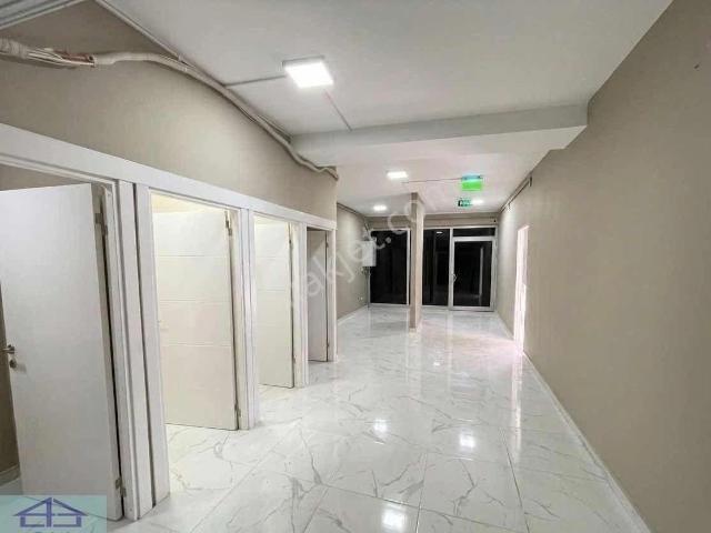 Şişli Mecidiyeköy'de Satılık 500m2 Depo 5 Daire Hisseli