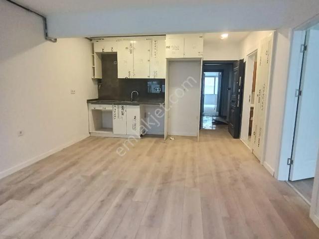 Şişli Merkez'de 840 M² Lüks Apartman 13 Dairenin Tamamı Kiralık