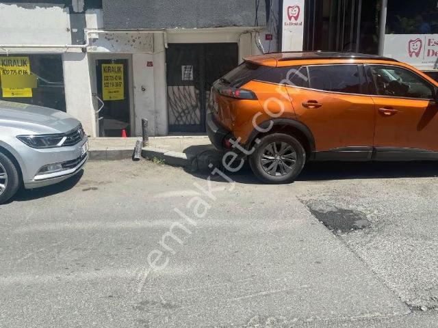 Şişli Meydanda Mutfaklı Wc Li Kombili Dükkan
