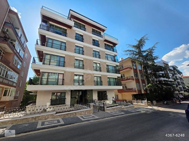 ŞİLİ MEYDANI KIBRIS SOKAK SATILIK DAİRE KAPALI GARAJ 1.KAT 3+1 KOMBİLİ