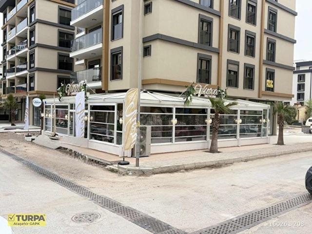 Çiğli Ataşehir'de Kurumsal Kiracılı 170m Köşe Cephe Dükkan