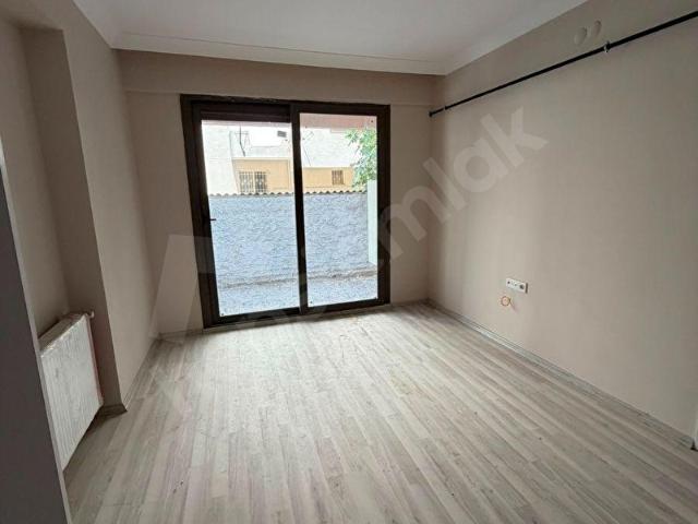 Çiğli Atasanayi Satılık Bahçeli Daire 2+1 Sıfır Daire SF Emlak