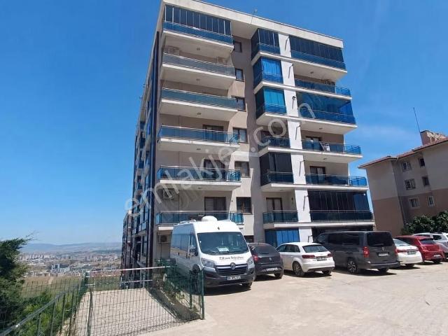 Çiğli Atatürk Mahallesi İleri Konutları 1+1 Kiralık Daire