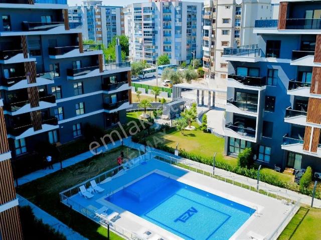 Çiğli Balatçık'ta Azel Deluxe Sitesinde Satılık Fırsat 2+1 Daire