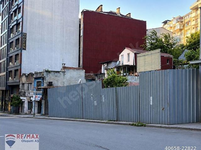 Şişli Dolapdere'de OtelTicari Projeye Uygun 250m Satılık Arsa