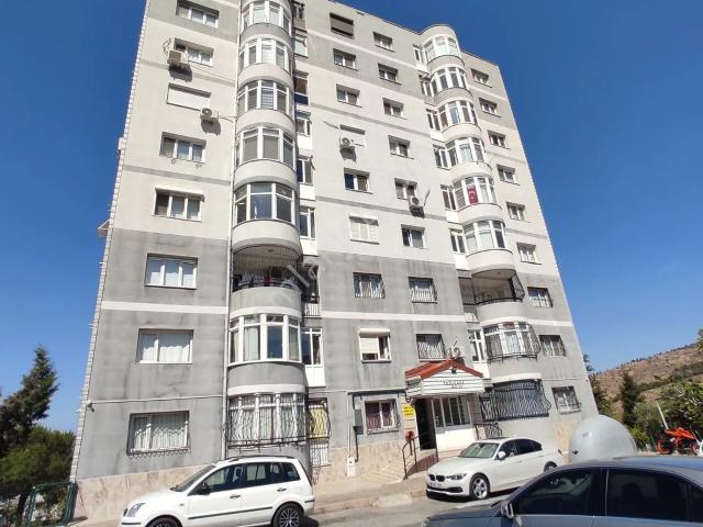 Çiğli Evka 6'da Deniz Manzaralı Satılık 3+1 Daire