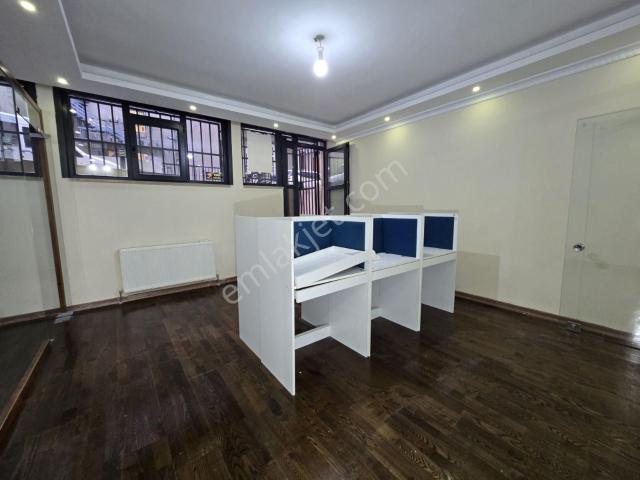 Şişli Faturalar Dahil 7 Yaşında Yeni Eşya 45 M² Bahçeli Daire
