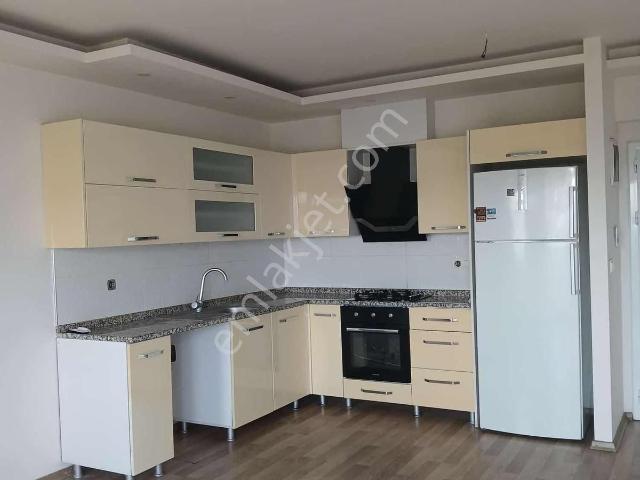 Çiğli Harmandalı Şanslı Evler Sitesinde Havuzlu Kiralık 2+1