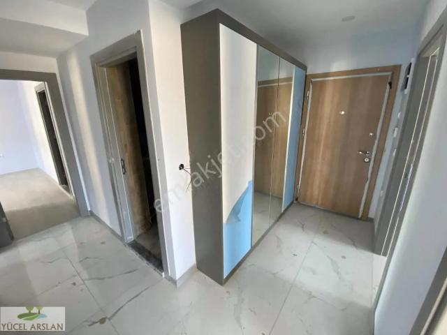 Çiğli Harmandalı'nda Satılık 3+1 Sıfır Arakat Daire