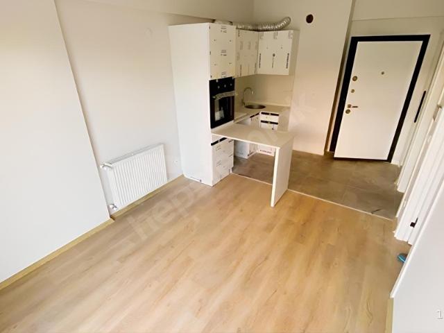 ÇİĞLİ HARMANDALI GOLDEN PARK SİTESİNDE 1+1 BAHÇELİ KİRALIK DAİRE