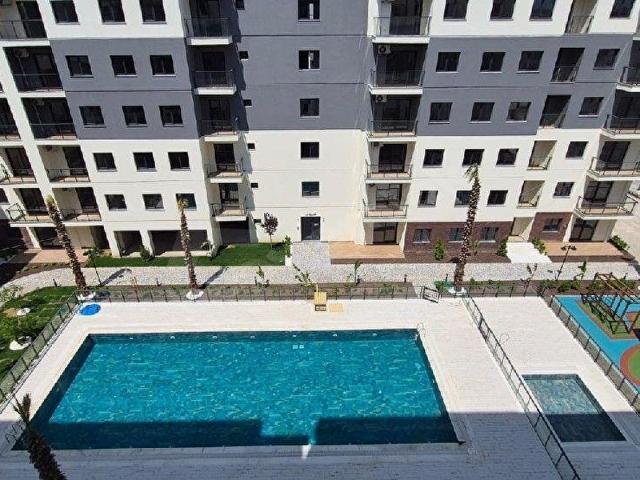 Çiğli Park Yaşam Atlantis Sitesinde Kiralık Daire