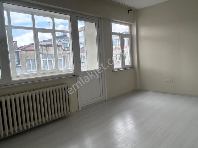 Şişli Rumeli Caddesine Komşu Kiralık 2+1 Daire