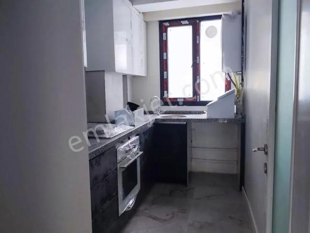 Şişlide 2+1 Kiralık Daire Cevahir Avm Metroya 2 Dk Yenibinada