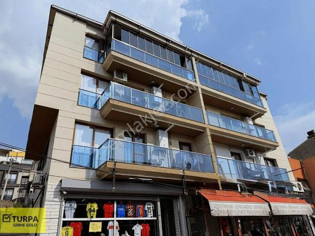Çiğli'de 2+1 Satılık Daire