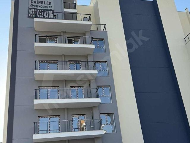 Çiğlide Satılık Daire 2+1 Havuzlu Sitede Lüks Daireler