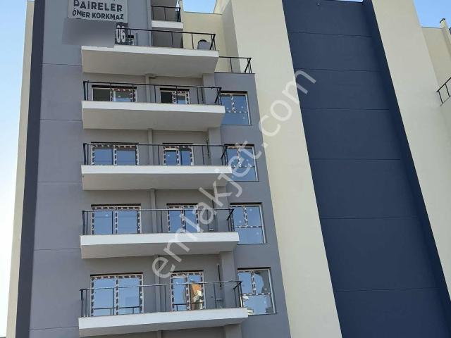 Çiğlide Satılık Daire 2+1 Havuzlu Sitede Lüks Daireler