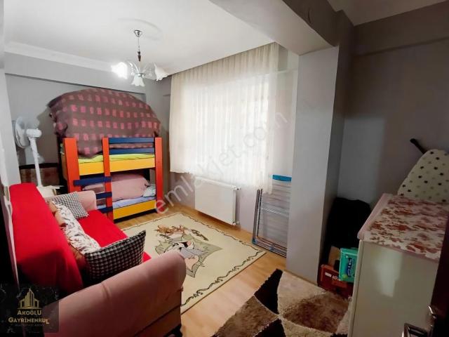 İlkadım Yaşardoğu Mahallesinde Satılık 2+1 Yüksek Giriş
