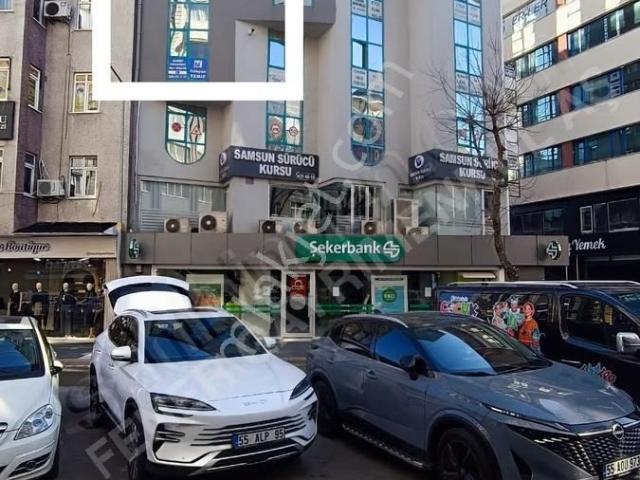 İlkadım Kale Mahallesi'nde Satılık Ofis