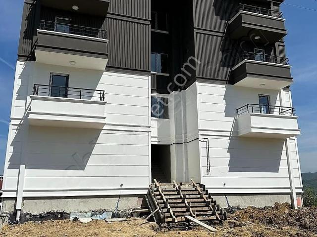 İlkadım Kavacıkta Yeni Binada 3+1 Lüks Daire
