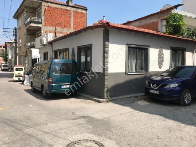 İlkgün Gayrimenkul'den Satılık Müstakil Ev