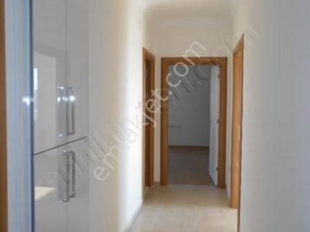 İlke'den 50.yıl Mah.de Her Kat Tek Daire Doğalgazlı 220 M2