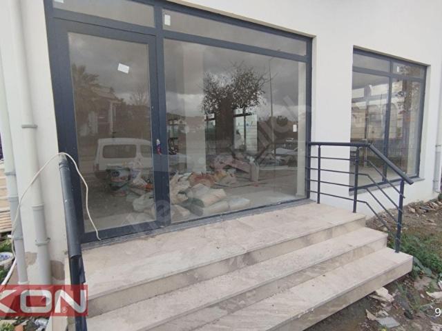 İLKON'DAN FOÇA'DA CADDE ÜSTÜNDE KİRALIK 300 M2 DEPOLU DÜKKAN