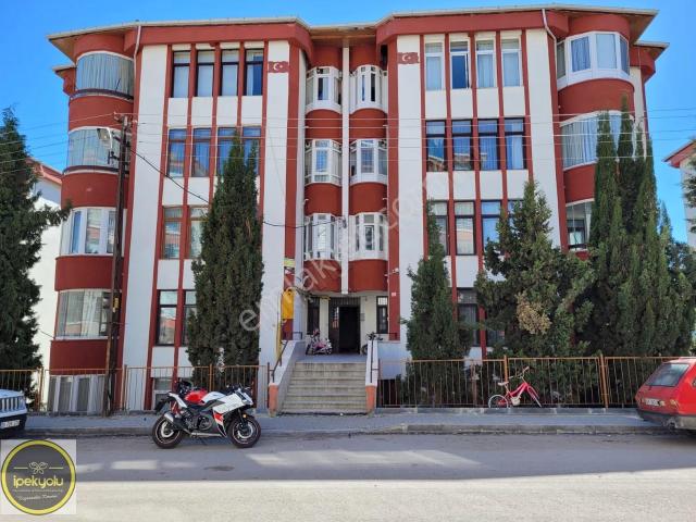 İpekyolu Gayrimenkulden Hacıkara Evim Sitesi 2+1 Satılık Daire
