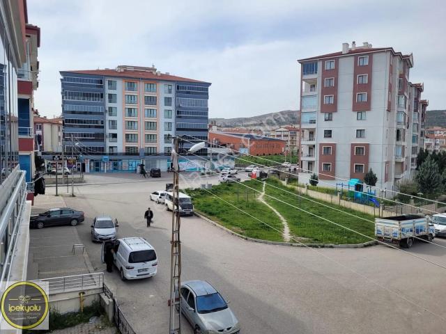 İpekyolu Gayrimenkulden Hacıkarada 3+1 Satılık Daire