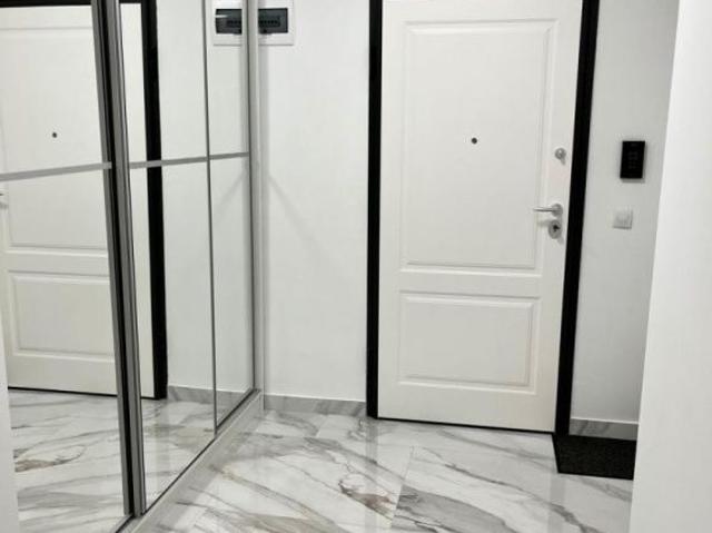 I rent a 2 room apartment + parking Complex Venetia Residence