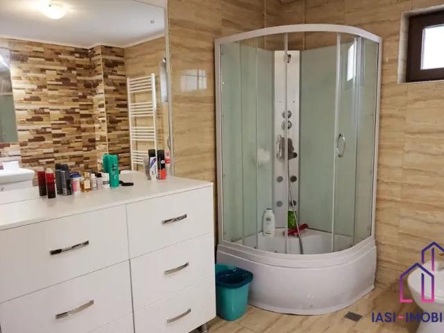 I rent a villa 4 rooms Iasi