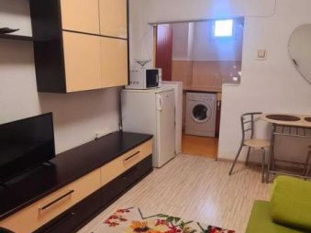 I rent apartment 1 room 37 sqm area Civic Center Palas Iasi