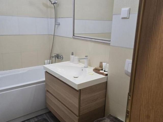 I rent apartment 2 rooms in new block, Cubis Tatarasi Iasi
