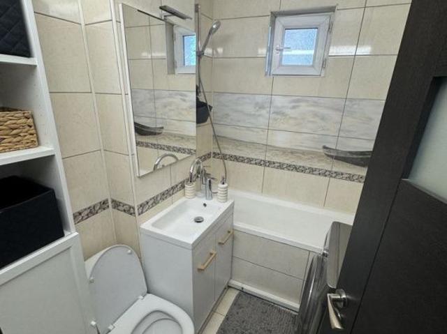 I rent apartment 3 rooms + parking in Alexandru Olimp Iasi