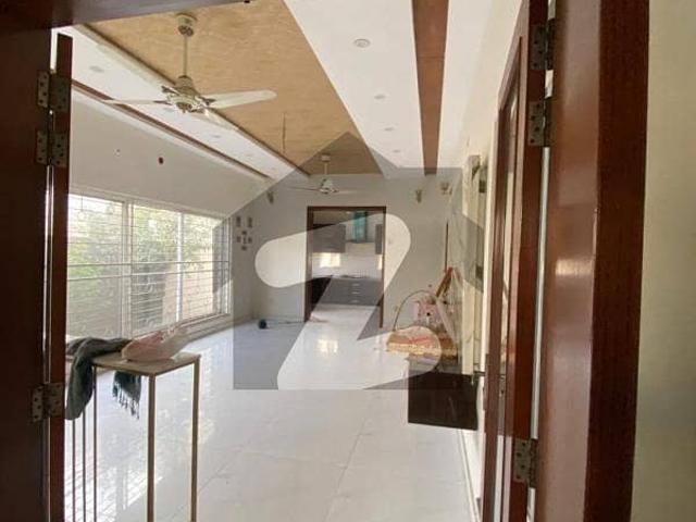 I rent out a 10 marla brand in bahria orchard lahore phase 1