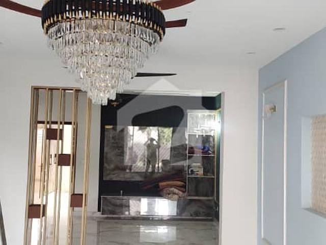 I rent out a 7 marla house in lake city. 4 bedrooms attach bath 2 kitchen