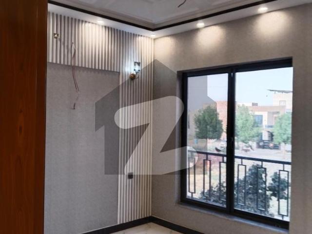 I rent out a 5 marla house in bahria orchard lahore phase 2 bahria orchard