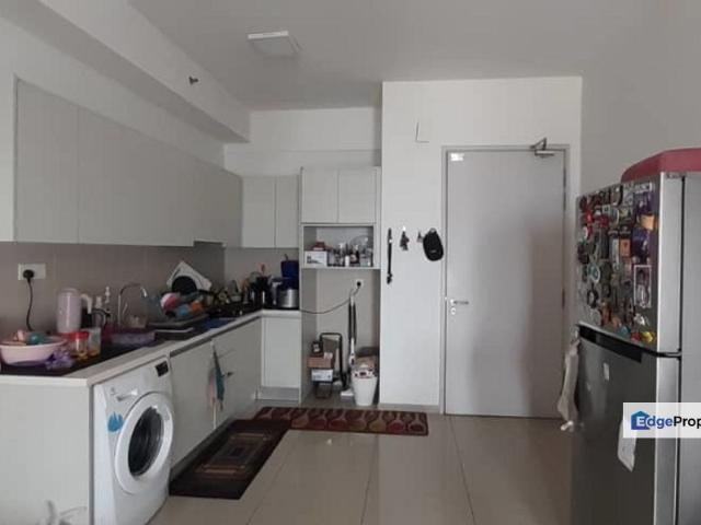 I Residence @ I City