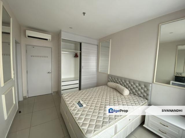 I Residence @ I City