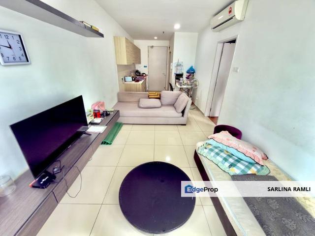 I Residence @ I City