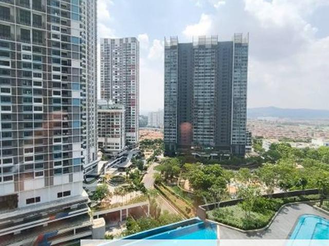 I Residence @ I City