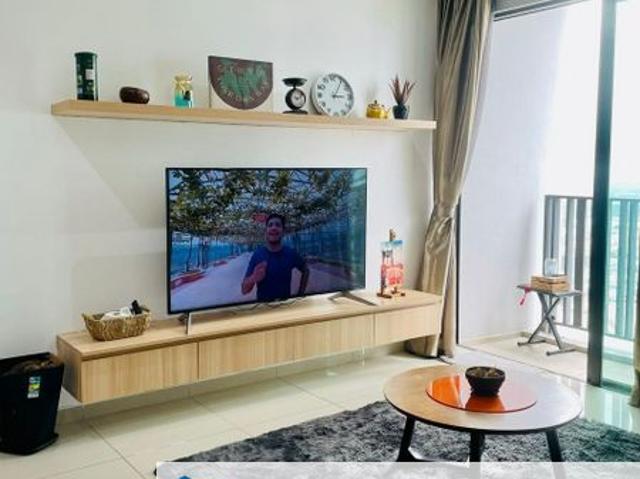I Residence @ I City