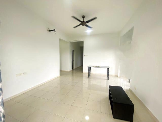 I RESIDENCE Kota Damansara FACING GOLF COURSE LOW DOWN PAYMENT