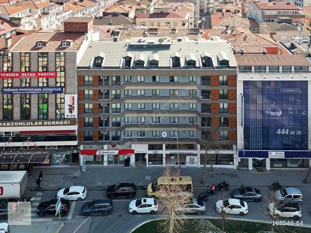 ŞİRİNEVLER METROBÜS'E KOMŞU YENİ BİNADA EŞYALI 2+1 KİRALIK DAİRE