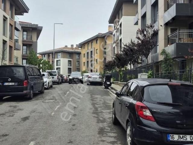 İstanbu Üsküdar Kirazlıtepe Toki Konutlarında Satılık 2+1 Daire