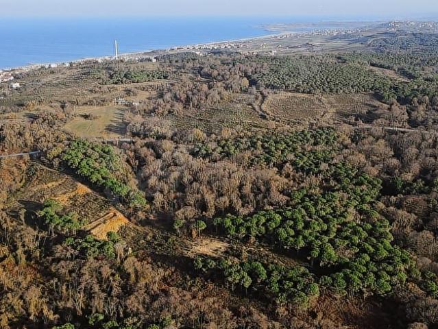 İSTANBULUN YENİ MODERN SAHİLİNDE ARSA