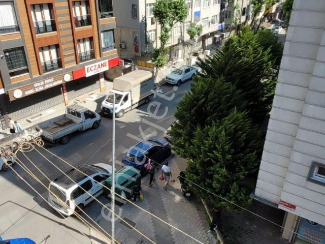 İstanbul Bahçelievler Şirinevlerde Kiralık 2+1 Kısmı Eşyalı Daire