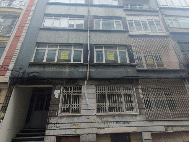 İSTANBUL FATİH HASEKİ SULTAN MAH SATILIK AÇİL 3+1 DAİRE