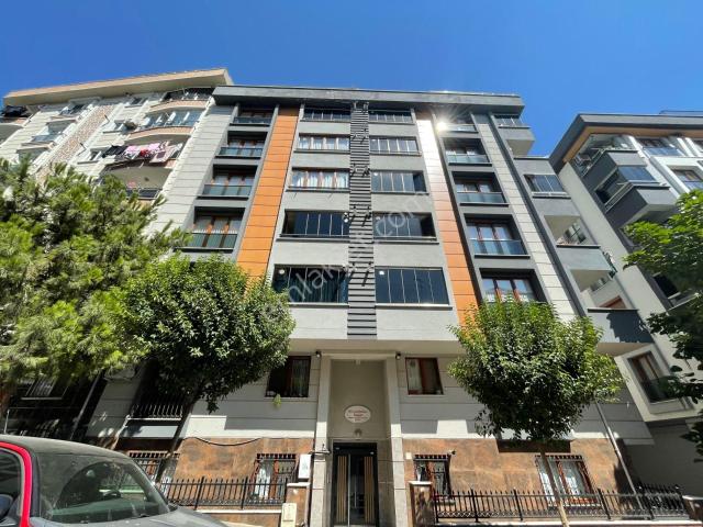 İstanbul House'dan Bahçelievler'de 4+2 Kullanışlı Geniş Dubleks