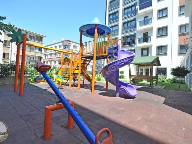 İstanbul House'dan, Site İçi, Güvenlik, K.otoparklı, 140 M2, 3+1